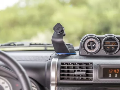 Windscreen/Dash - Car Mount with optional Wireless Charging Head - Quad Lock® Europe - Official Store