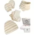 nudu - Baby Geschenkset - Mütze - Lätzchen - Socken - Handschuhe - 100% Bio - Baumwolle - Geschenke zur Geburt - Mädchen - Junge - Beige - Weiß : Amazon.de: Baby