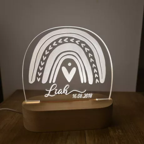 Personalisierte Regenbogen Acryl Nachtlampe – Kidsmood.de