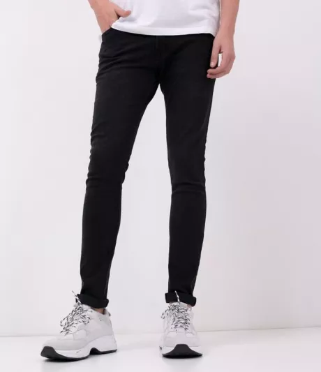 Calça Skinny Jeans Básica Preto