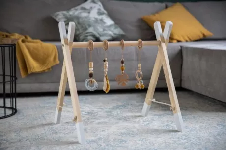 Spielbogen aus Holz | Grün | 77,80 € (aktuell reduziert auf 38,90€)