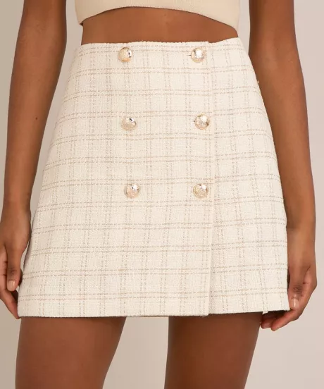 saia curta de tweed xadrez com botões off white - C&A