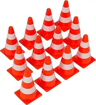 Bramble - Pack of 12 Pylons for Children, Football Hats, Sports - 23 cm Traffic Cones : Amazon.de: Sports & Outdoors