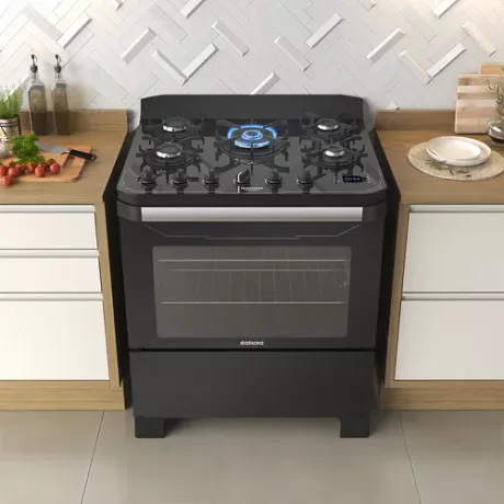 Fogão 5 Bocas Itamaster Digital Itatiaia Preto com Mesa de Vidro e Trempe Ferro Fundido | Frete grátis