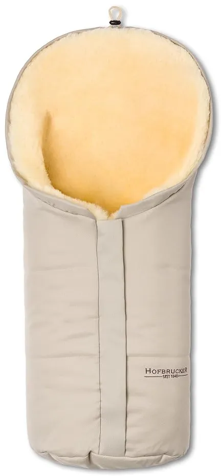 Hofbrucker Lammfell-Fußsack Eskimo für Babyschale, Kinderwagen, Buggy. Ab Geburt verwendbar. Kapuze in Mumienform schützt gut gegen Wind. In Deutschland hergestellt. Echtes Lammfell in Öko-Tex Qualität. Farbe: Beige : Amazon.de: Baby
